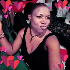 Meet your Posher, Maxine